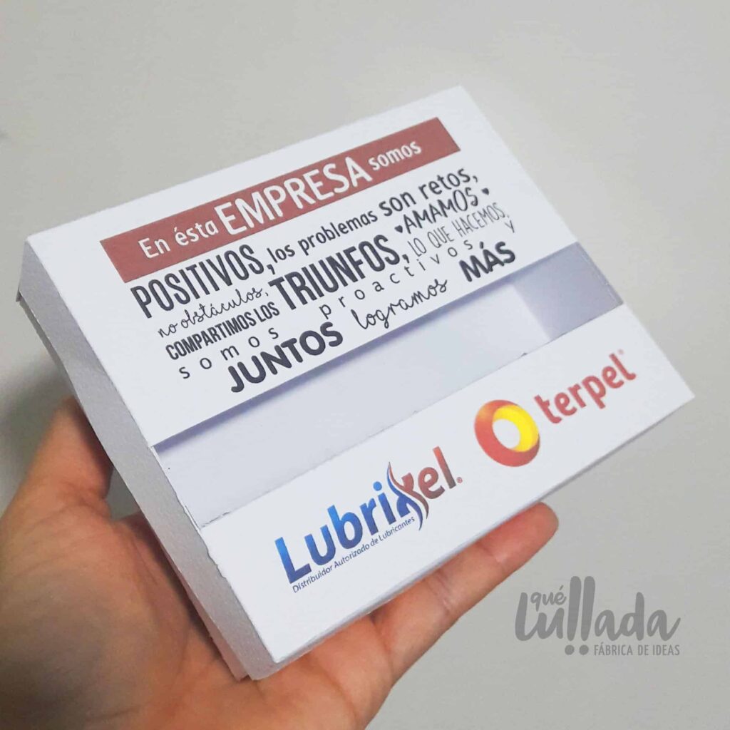 CAJA PERSONALIZADA